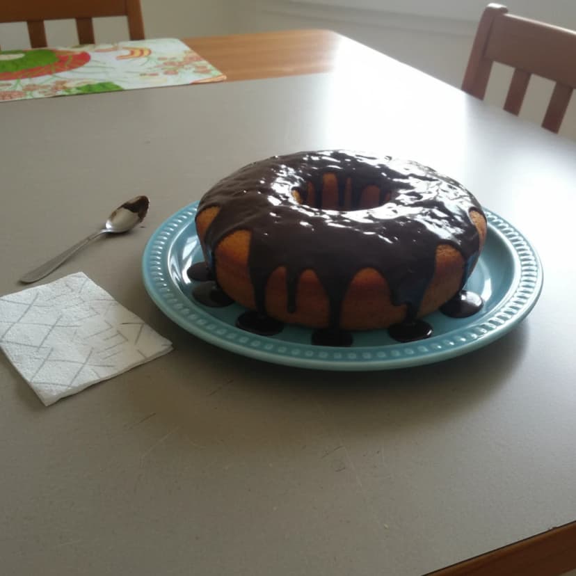 Bolo de Cenoura com Cobertura de Chocolate