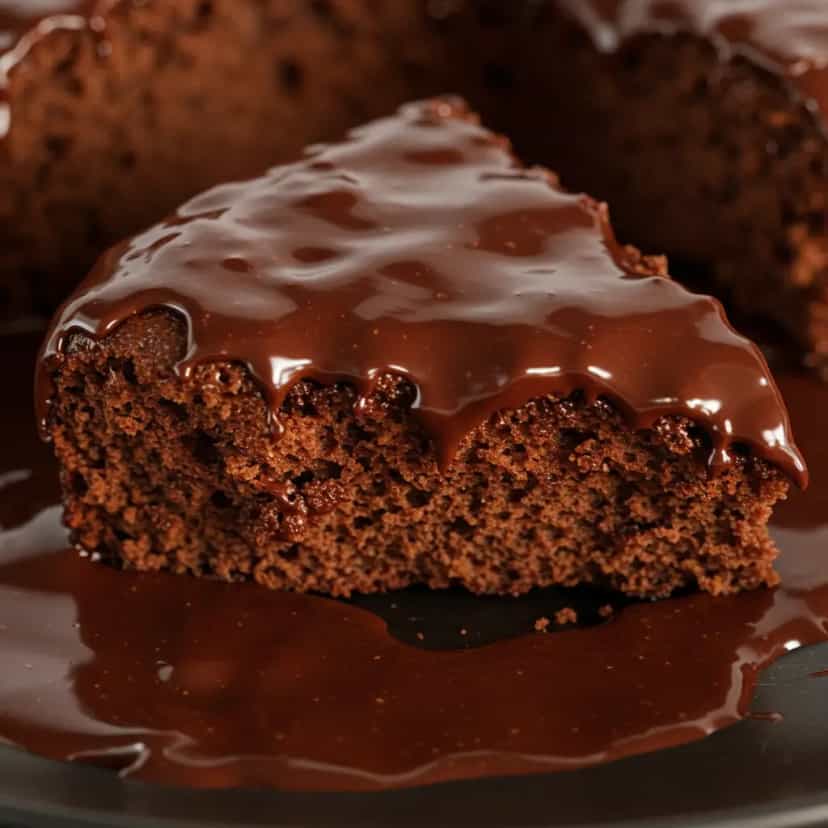 Foto deliciosa de Bolo de Chocolate com Leite de Coco pronta para servir - Bolos & Cupcakes