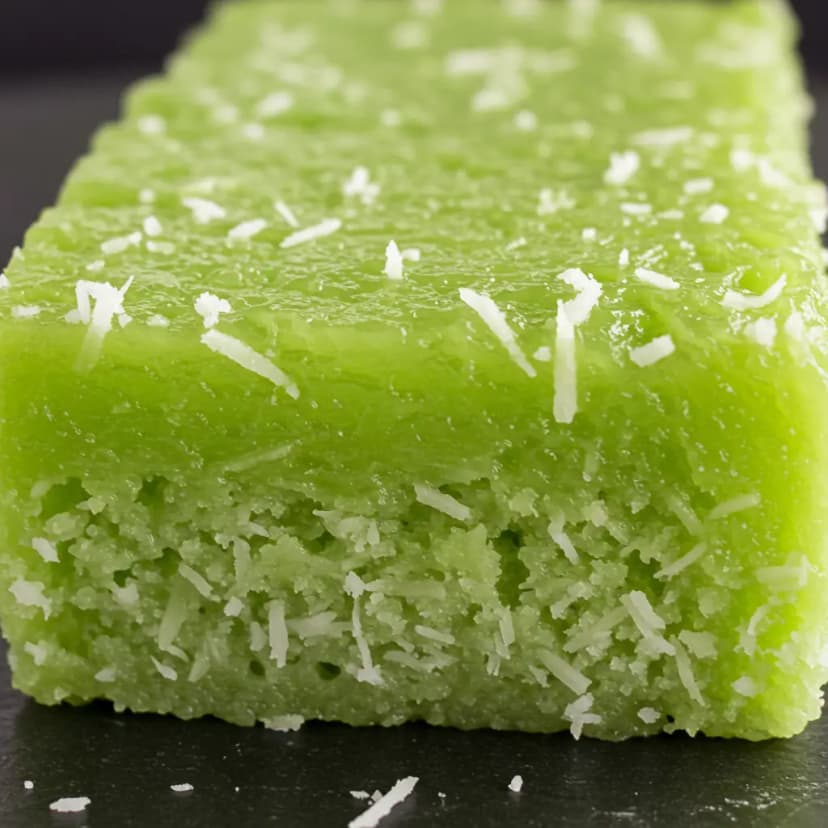 Bolo Gelado de Abacaxi com Coco