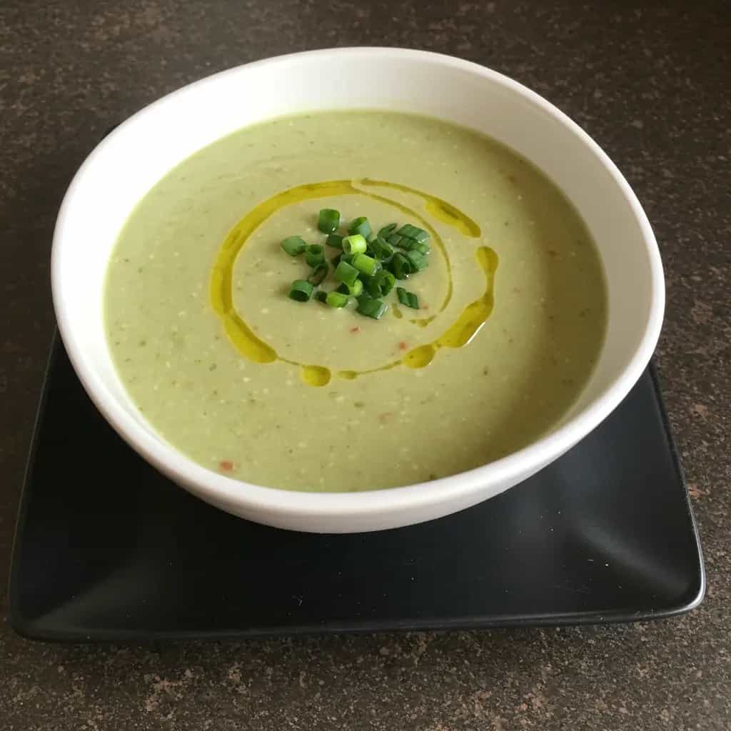 Caldo Cremoso de Ervilha com Carne-Seca