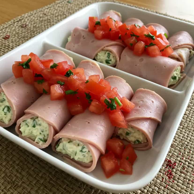 Foto deliciosa de Canelone de Peru com Ricotta e Brócolis pronta para servir - Massas & Macarrão