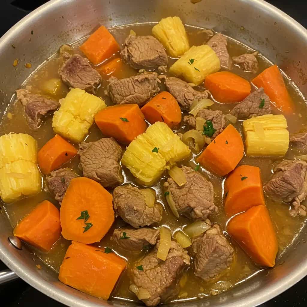 Carneiro Paranaense com Batata Doce e Mandioca