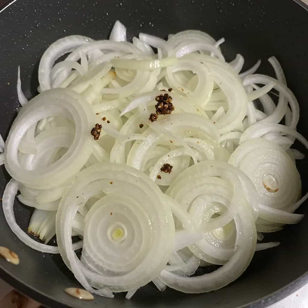 Costela com Cebola na Pressão