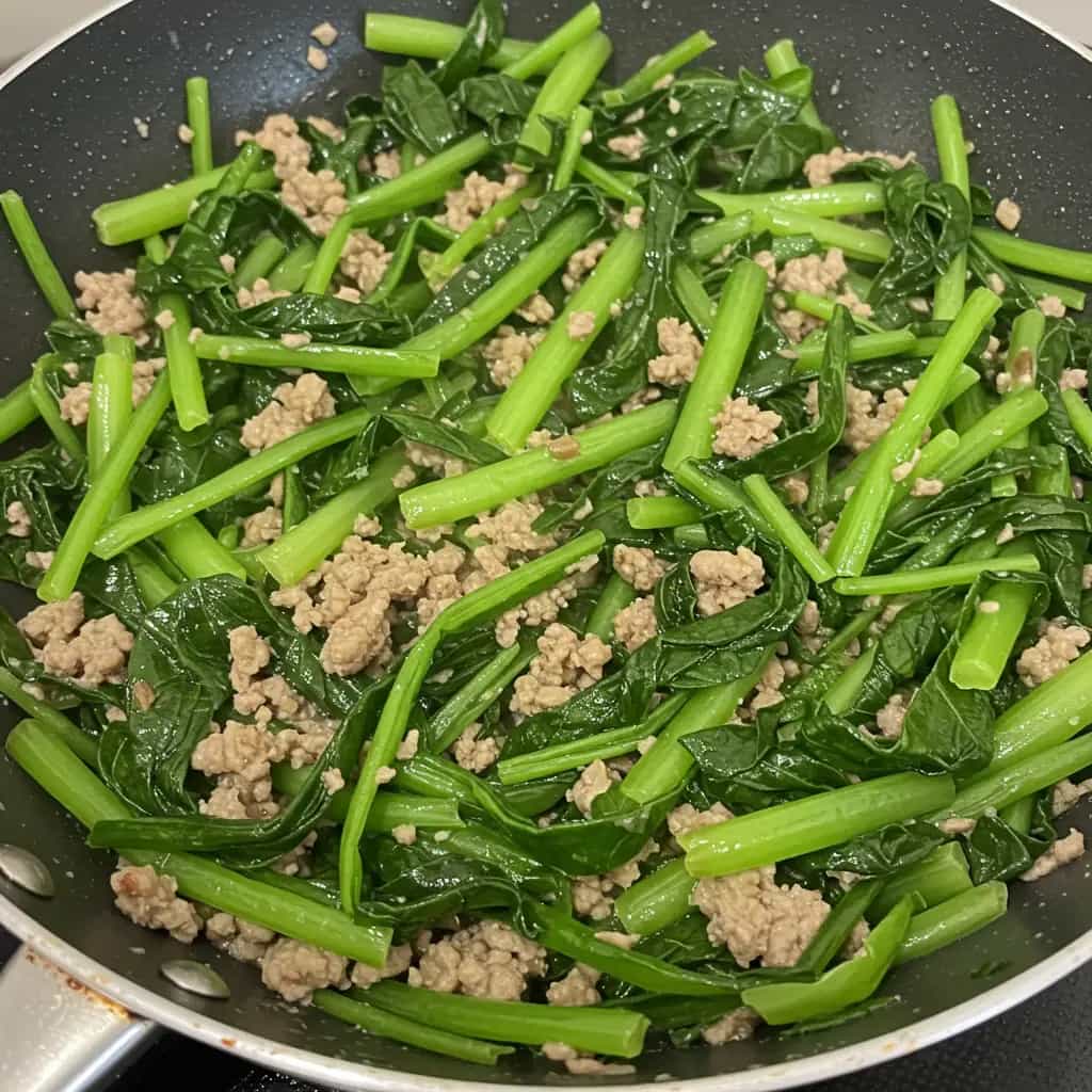 Couve Mineira com Carne Moída