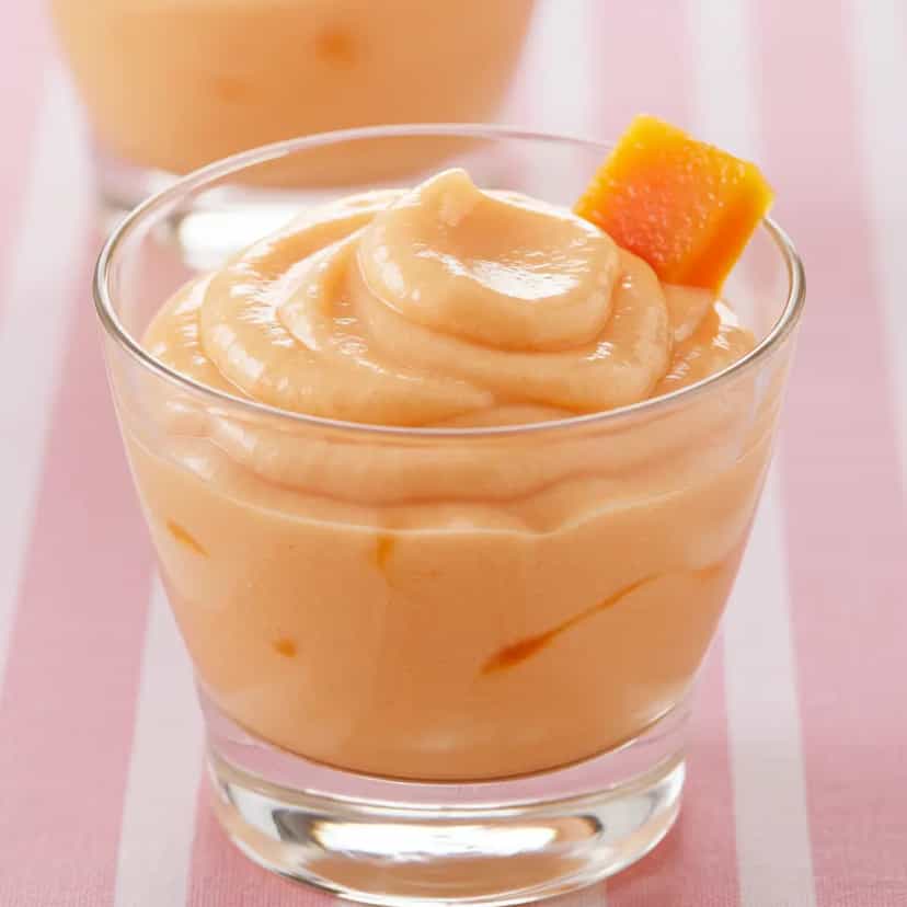 Foto deliciosa de Creme Gelado de Papaya com Licor de Cassis pronta para servir - Doces Gelados & Sorvetes