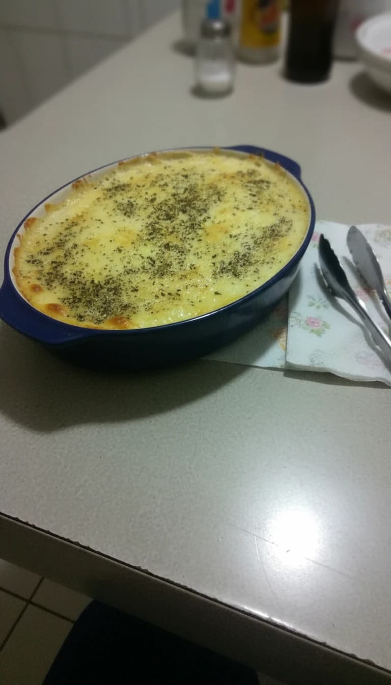 Escondidinho de Mandioca com Carne Seca e Requeijão