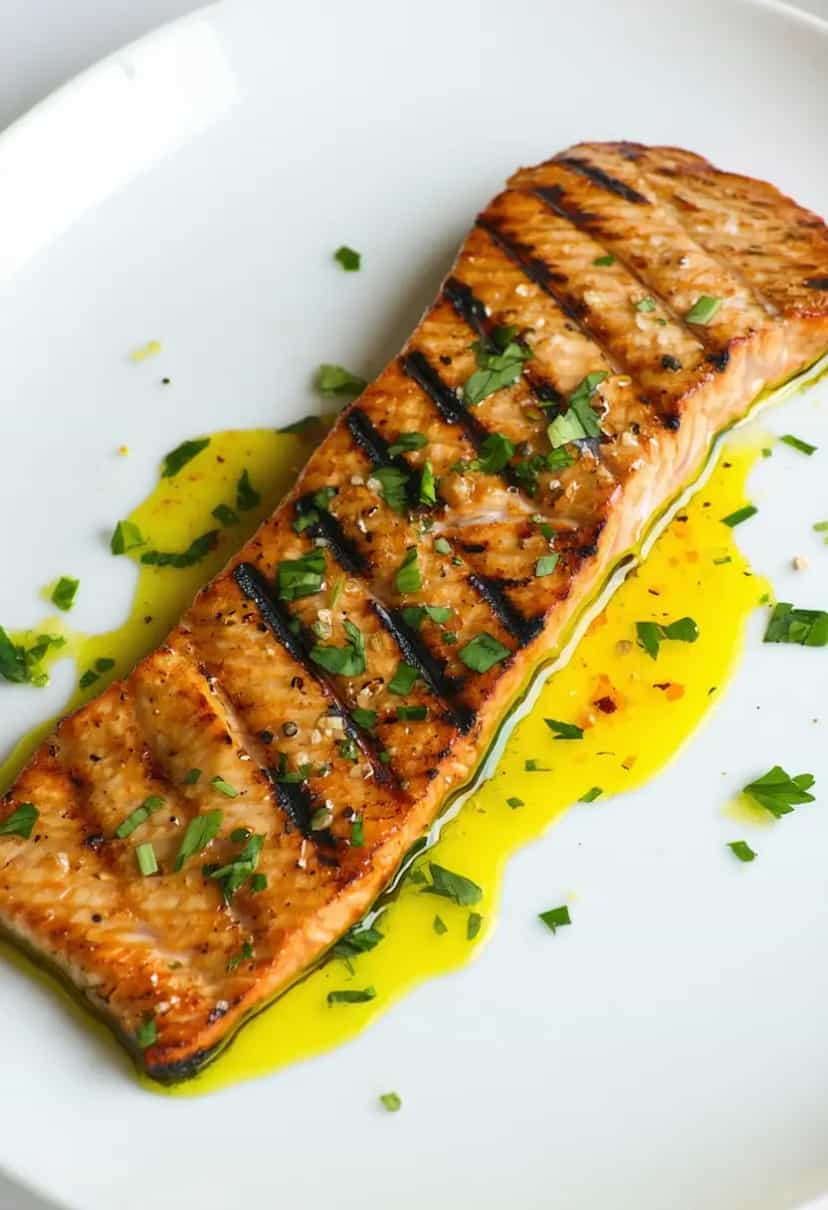 Foto deliciosa de Filé de Piramutaba grelhado pronta para servir - Peixes & Frutos do Mar