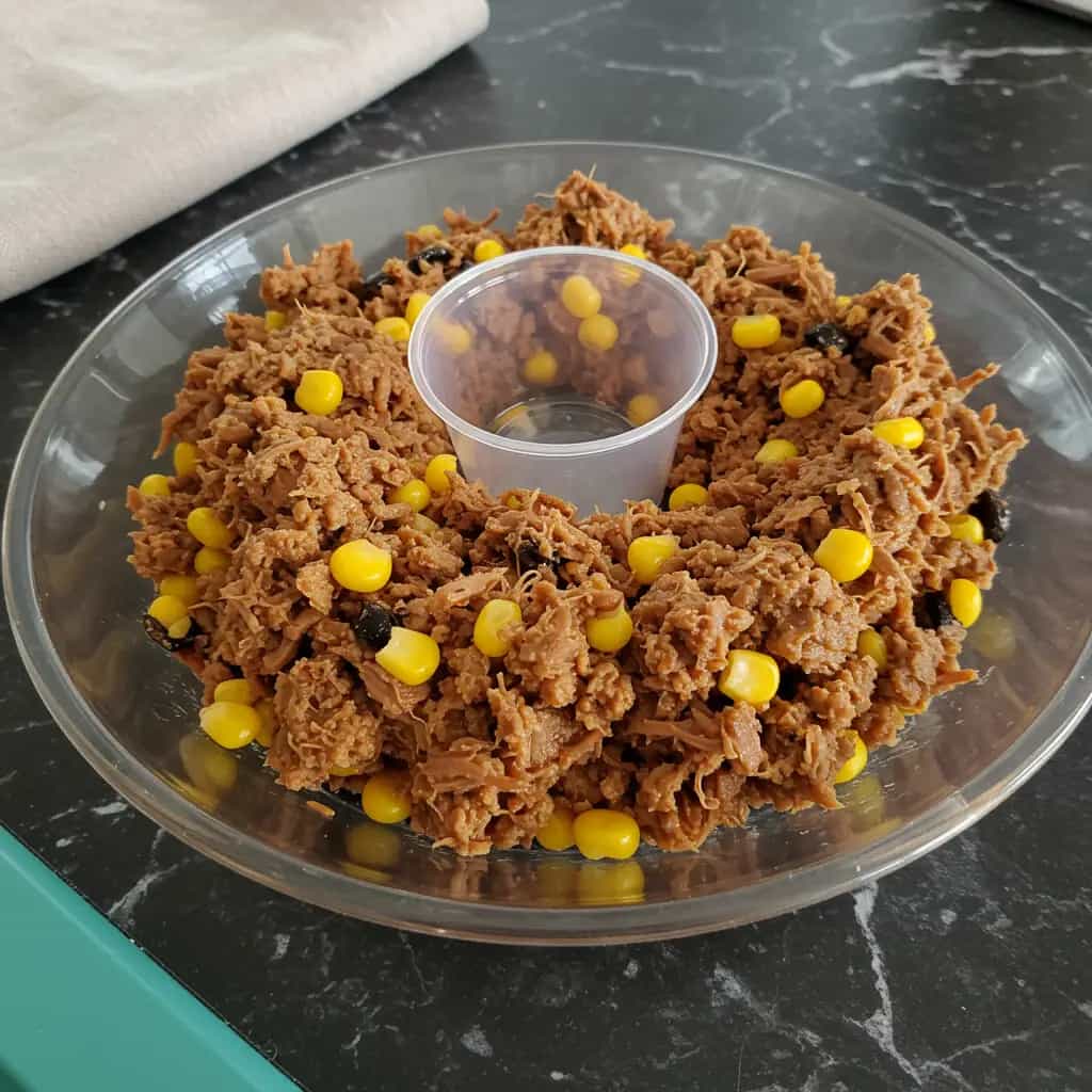 Lagarto Desfiado com Azeitonas e Cebola