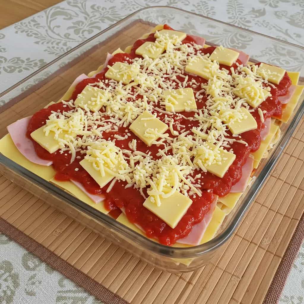 Lasanha de Queijo e Presunto