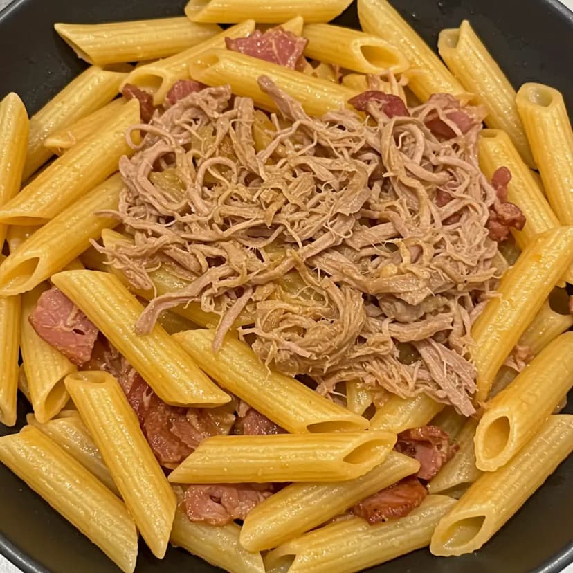 Macarrão com Frango na Panela de Pressão