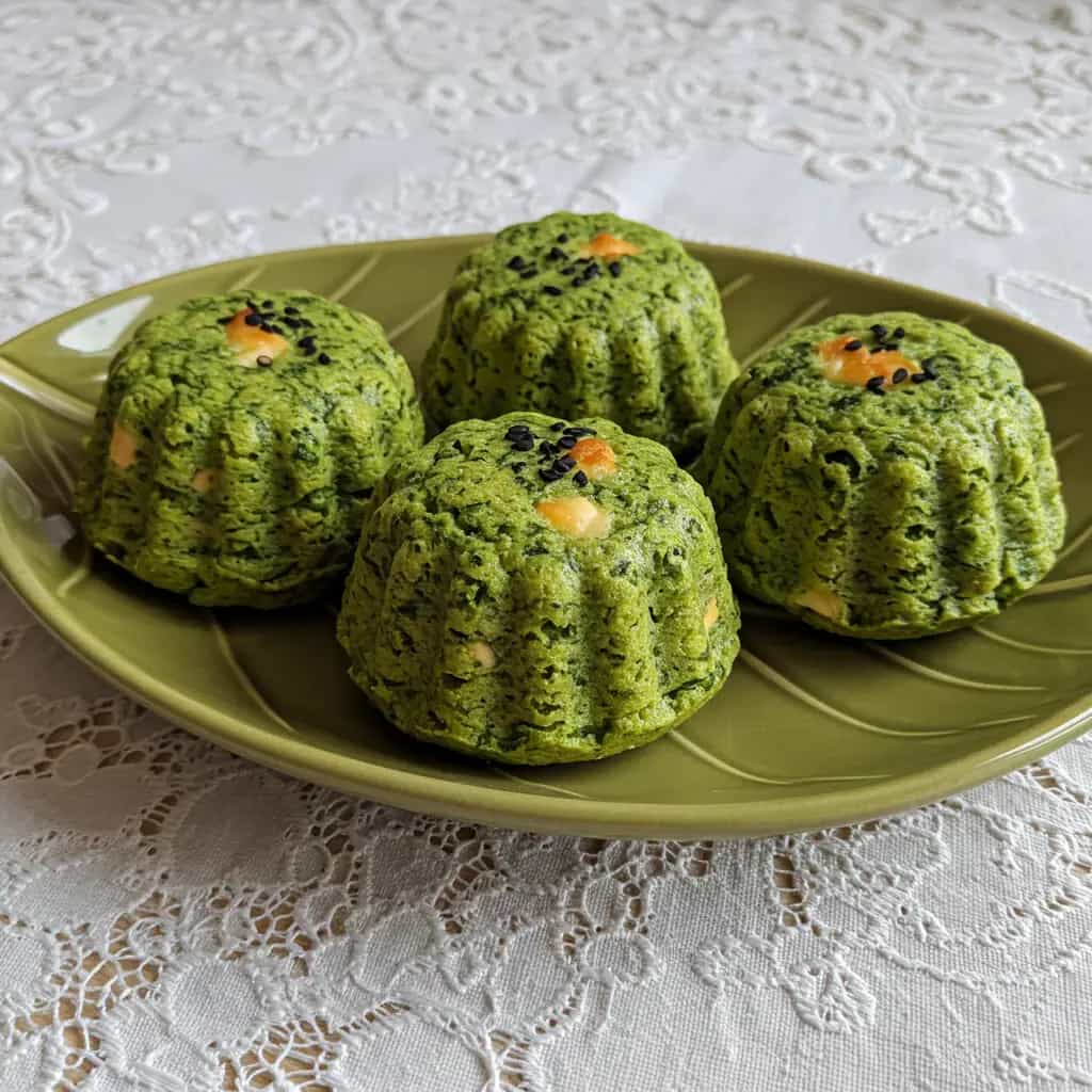 Muffins Integrais de Espinafre e Queijo