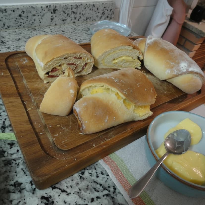 Pão Caseiro Fácil: com ou sem recheio