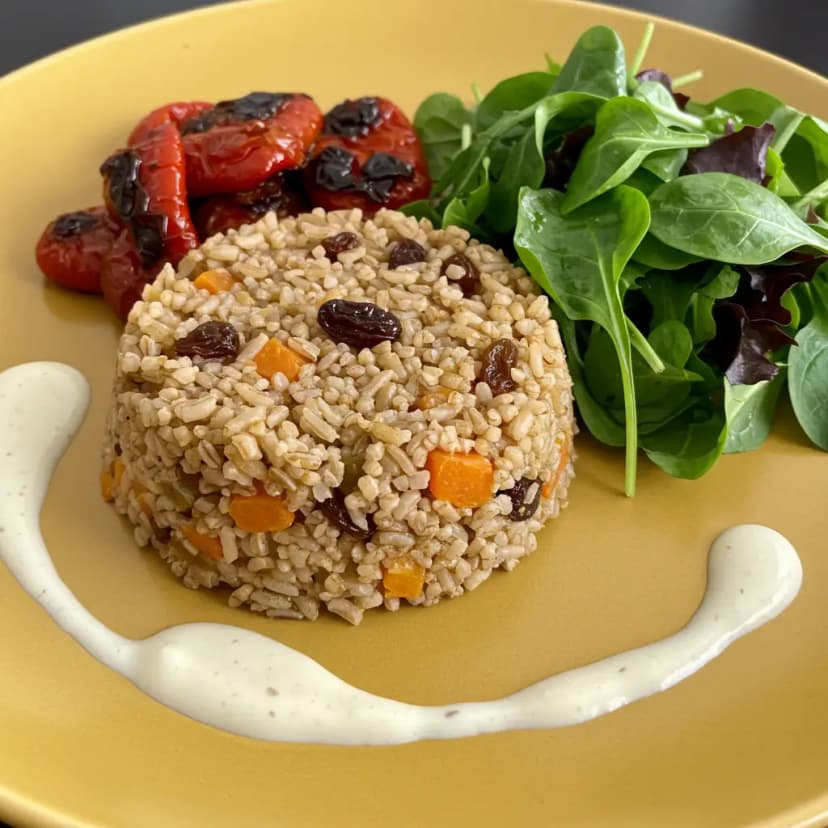 Risoto de Arroz Integral com Maçã e Uva Passa