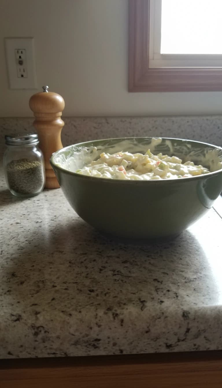 Salada de Batata com Molho de Leite Cremoso