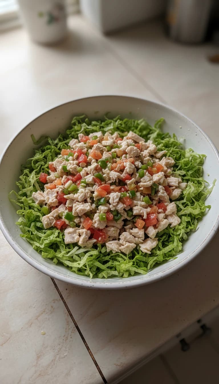 Salada de Filé de Pescada com Molho de Ervas