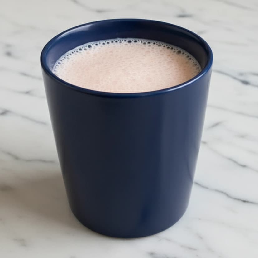 Foto deliciosa de Shake Cremoso de Banana com Whey Protein pronta para servir