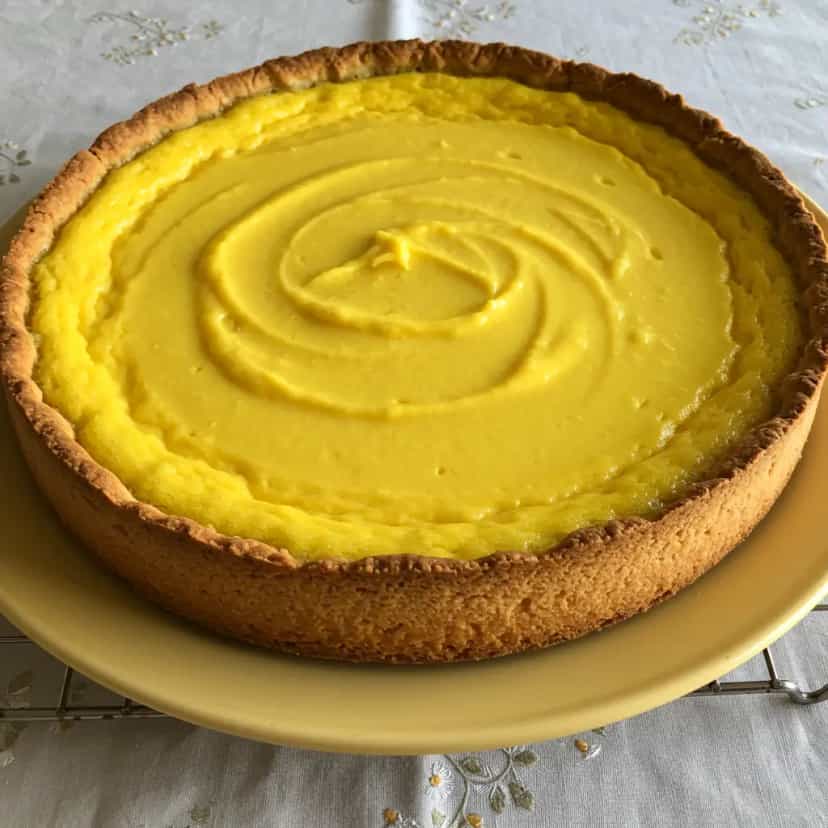Foto deliciosa de Torta Cremosa de Frango com Milho pronta para servir - Tortas Salgadas