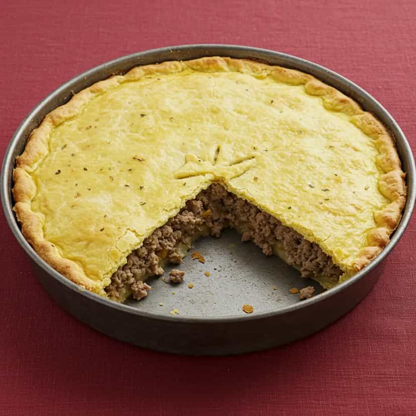 Foto deliciosa de Torta de Carne Moída com Massa de Liquidificador pronta para servir - Tortas Salgadas