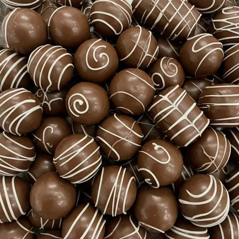 Foto deliciosa de Trufa de chocolate pronta para servir - Outras Receitas